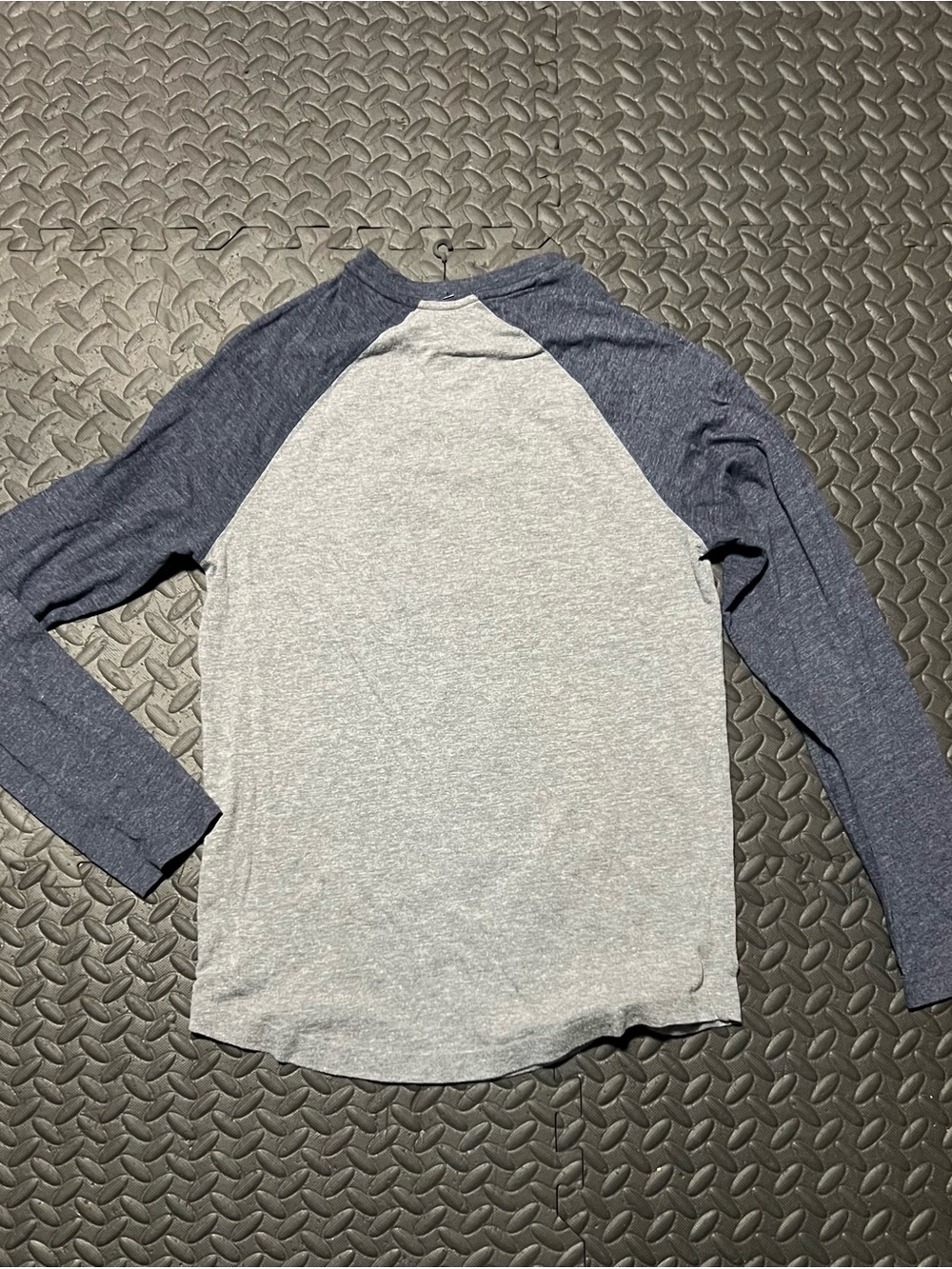 Fanatics Grey Crewneck Tee with Subtle Logo - Picture 3 of 3